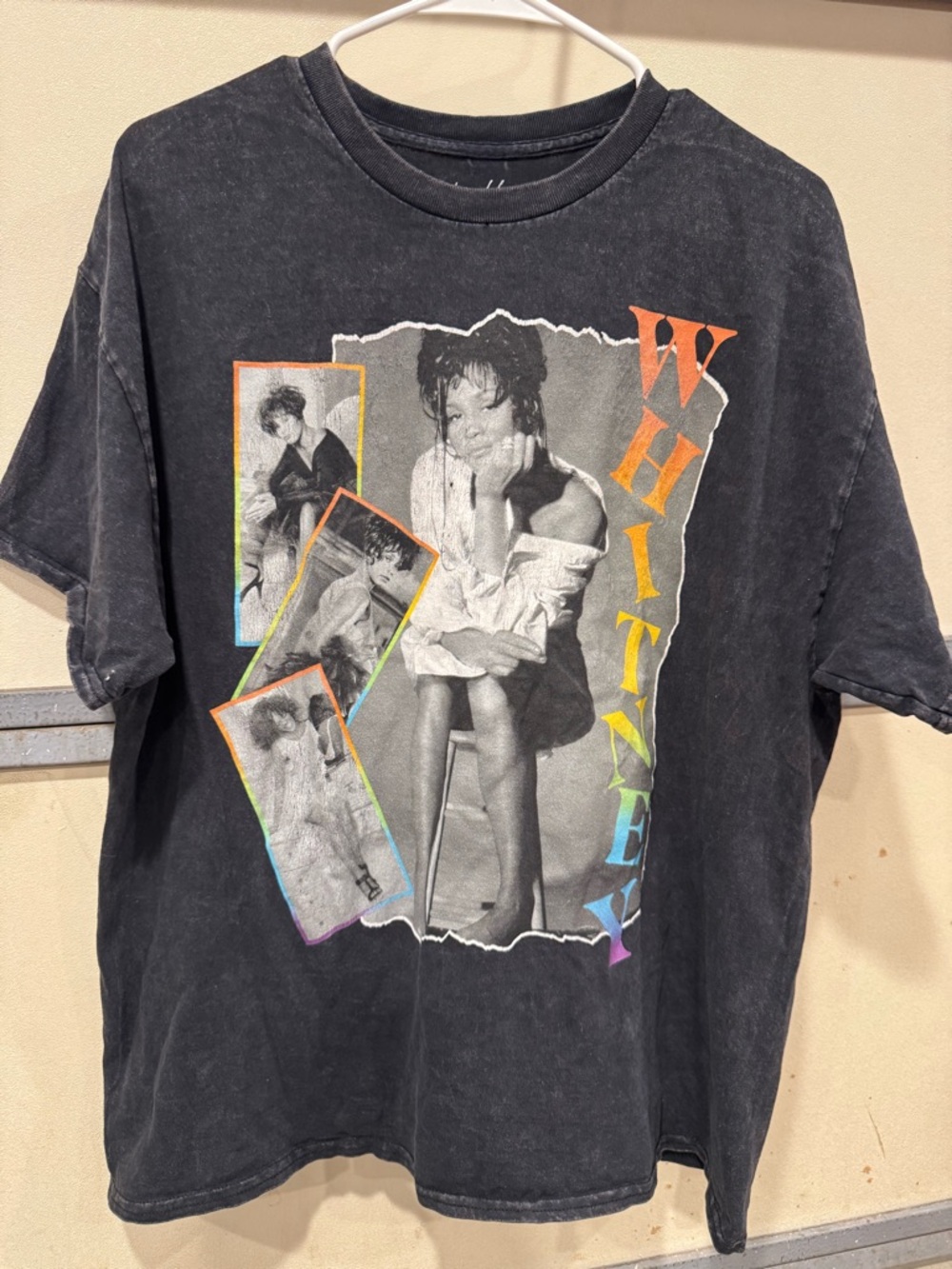 Whitney Houston Short Sleeve Stone Wash Graphic T-Shirt Size M Medium Black